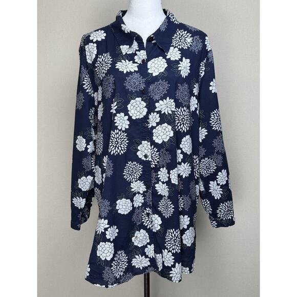 Susan Graver Tops - Susan Graver Women’s Plus Sz 2X Cotton Shirt Button Down Floral Print Navy White